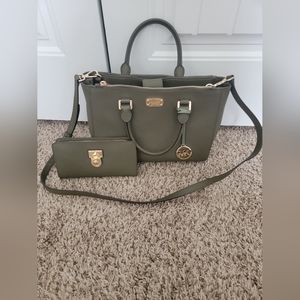 SOLD. MK Selma Saffiano Leather Bag Green Olive With NWT Matching MK Wallet